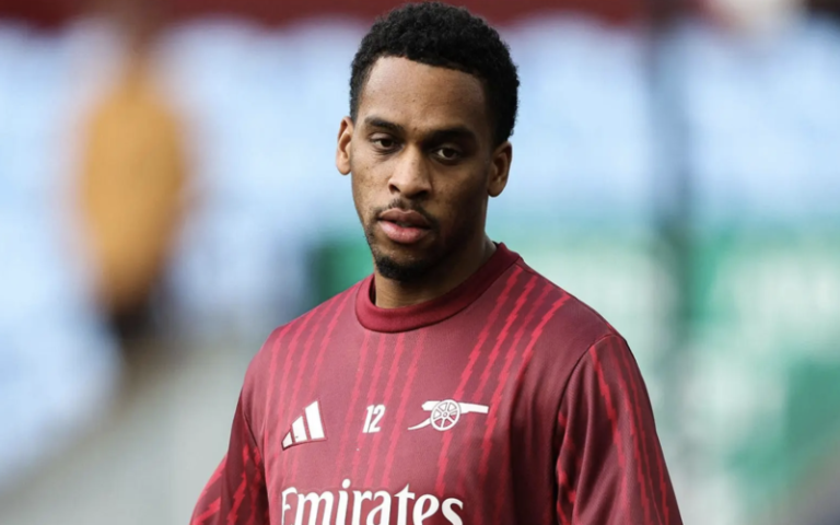 Jurrien Timber giục Arsenal trở lại sau khi thua Aston Villa: Tin mới